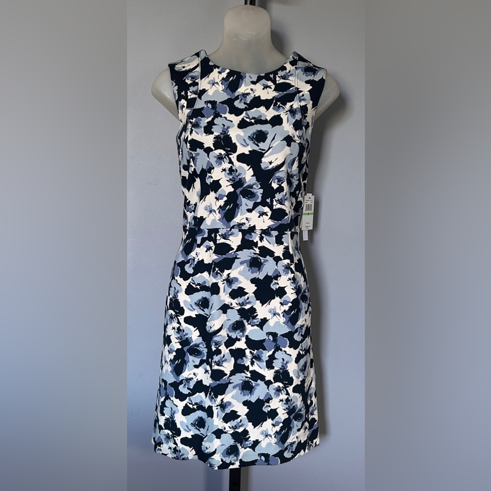 Amanda & Chelsea stretch Dress Multi color
